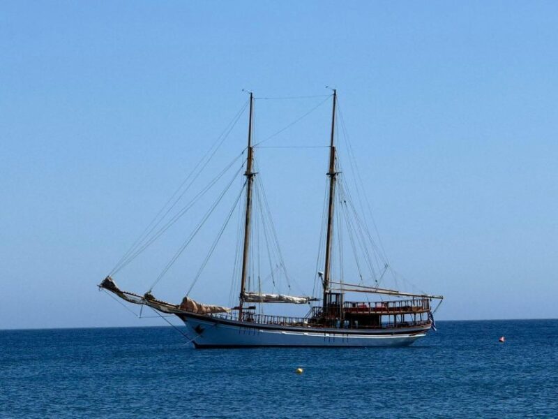 Sailing Into Sunset: With La Maia: Elegance & History at Sea - Unparalleled Elegance and Hospitality