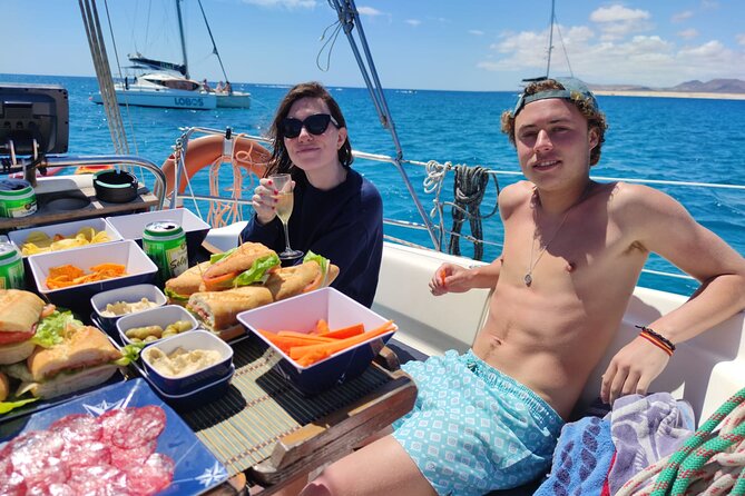Sailing Tour Around the Lobos Island Natural Park / 4h - Activity Options