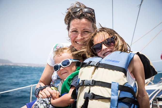 Sailing Tour Around the Lobos Island Natural Park / 4h - Recommendation
