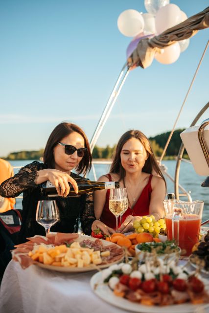 Sailing Tour - Booking and Cancellation