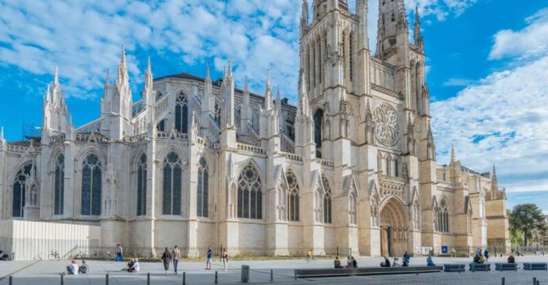 Saint-André Cathedral of Bordeaux: The Digital Audio Guide - Full Description