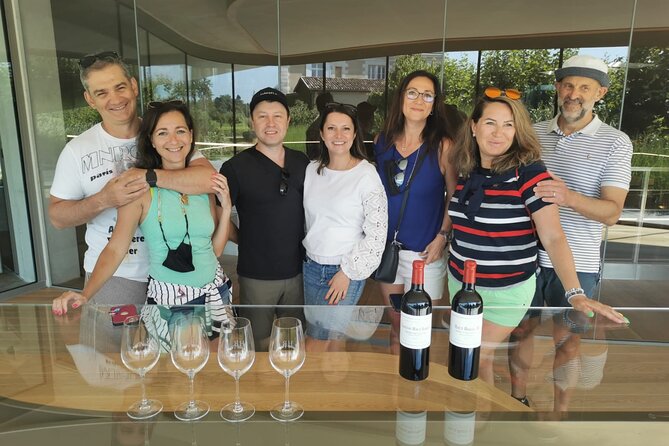 Saint-Emilion E-bike Wine Tour, 2 Wineries & Gourmet Picnic Lunch - Meeting Point and End Point
