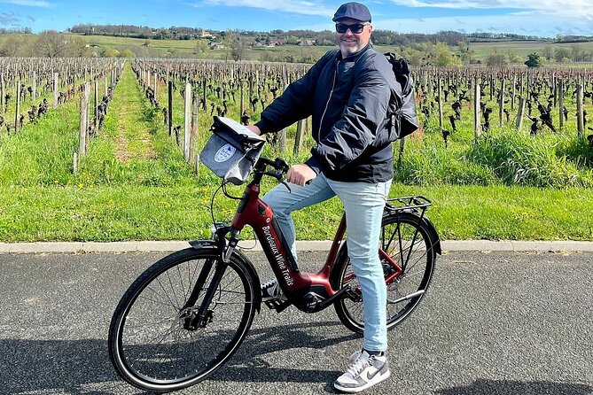 Saint-Emilion E-bike Wine Tour, 2 Wineries & Gourmet Picnic Lunch - Winery Visits and Tastings