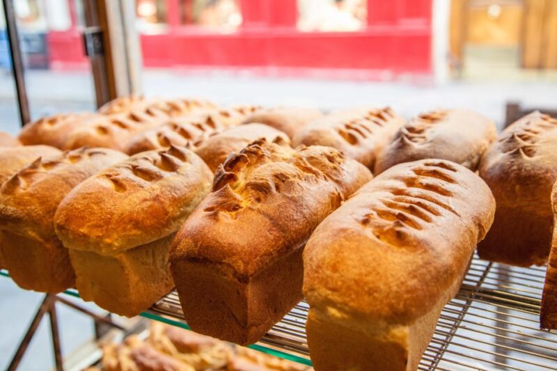 Saint-Germain-des-Prés: Pastry and Chocolate Walking Tour - Upscale Sweet Shops