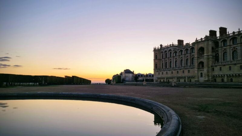 Saint-Germain-en-Laye: History, Forest, View of Paris, Picnic! - Terrace Overlooking Paris