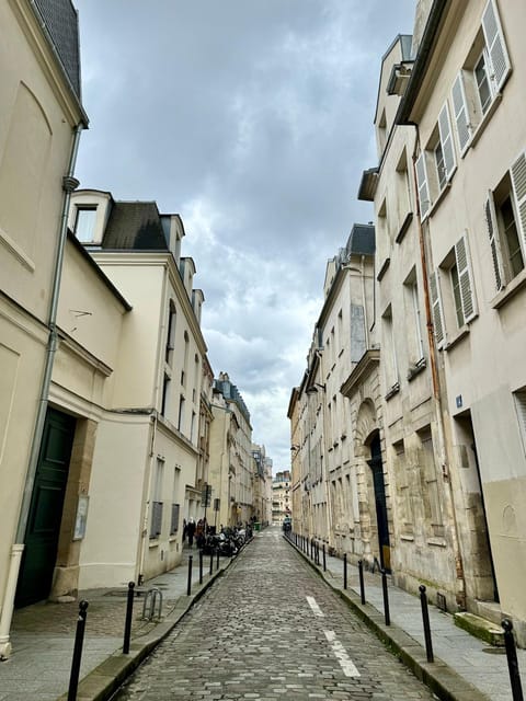 Saint-Germain. the Luxury and Intellectual Side of Paris. - Key Points