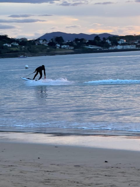 Saint-Jean-de-Luz: Jetsurf Initiation Sunset - Participant Restrictions