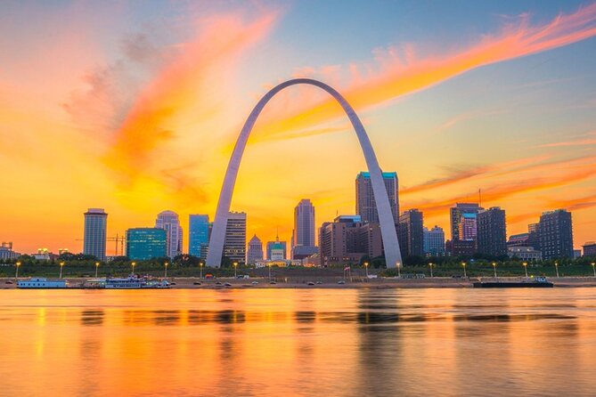 Saint Louis: Romantic Tour in The City of Love - Exploring the Romantic Riverfront
