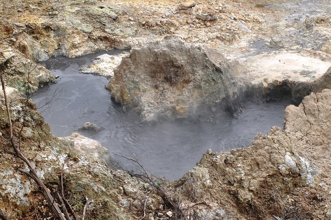 Saint Lucia: Paradise Island - Soaking in Sulphur Springs