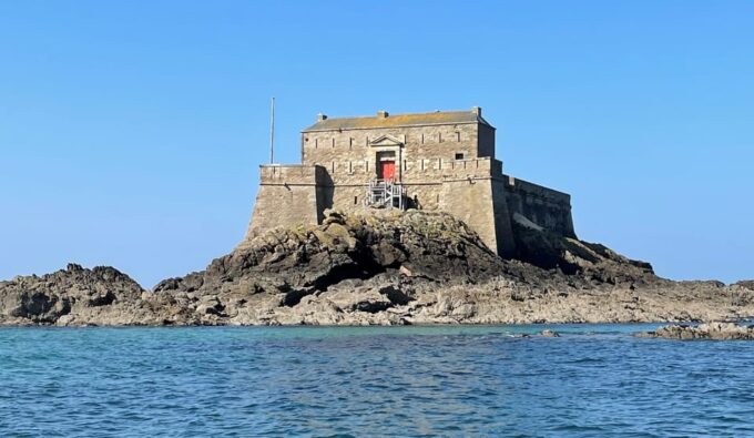 Saint-Malo: Emerald Coast Boat Trip With Guide - Maritime Forts and Landmarks