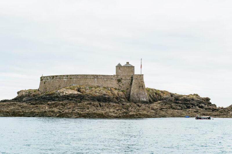 Saint-Malo: Guided Boat Tour With Local Captain - Tour Options