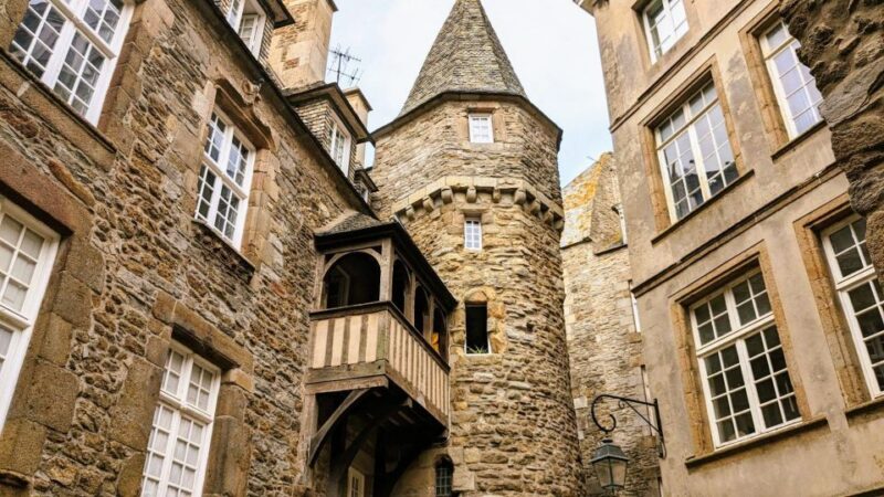 Saint Malo: Self-Guided Walk Through the Historic Old Town - Key Points
