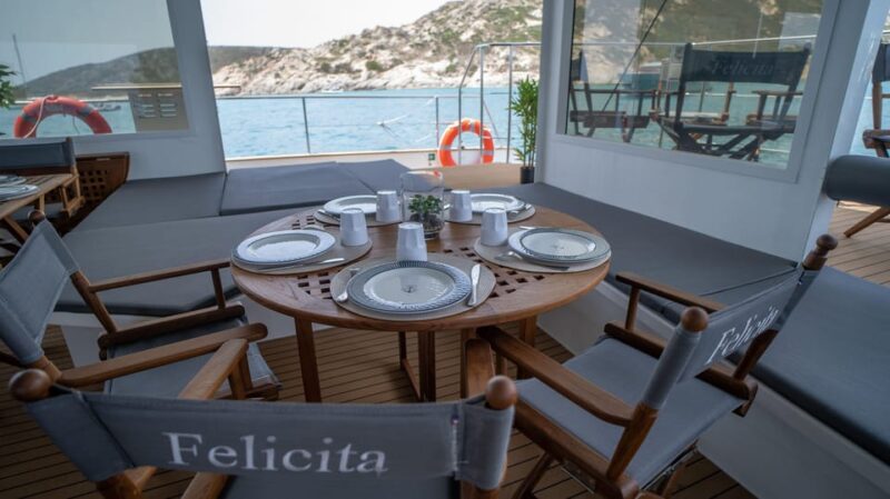 Saint Raphaël: Dinner in Front of the Golden Island - Itinerary and Schedule