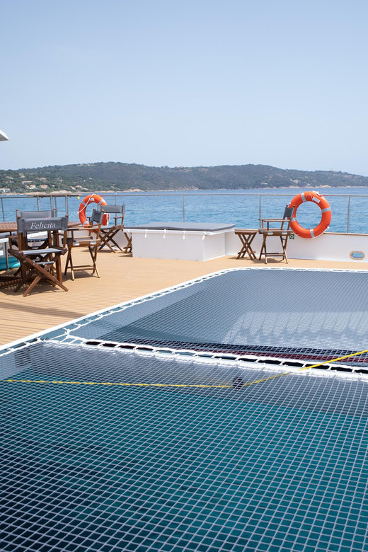 Saint Raphael: Meal & Full Day Cruise to the Lérins Islands - Boarding and Departure