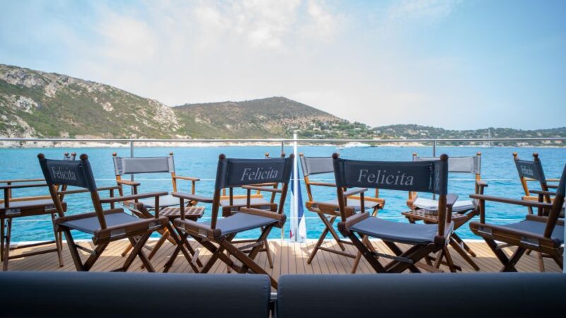 Saint Raphael: the 3 Capes Full Day and Meal Cruise - Bar and Beverage Options