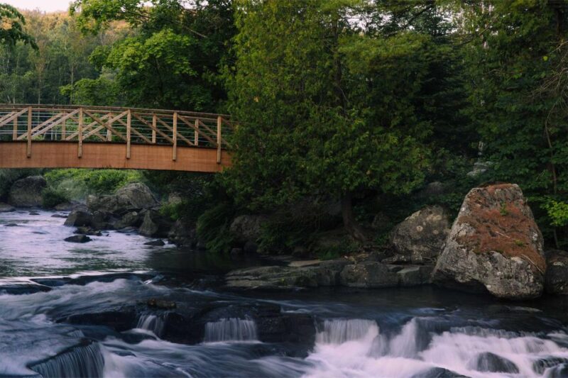Saint-Sauveur: Relaxation Session in a Nordic Thermal Spa - Pricing and Reservation