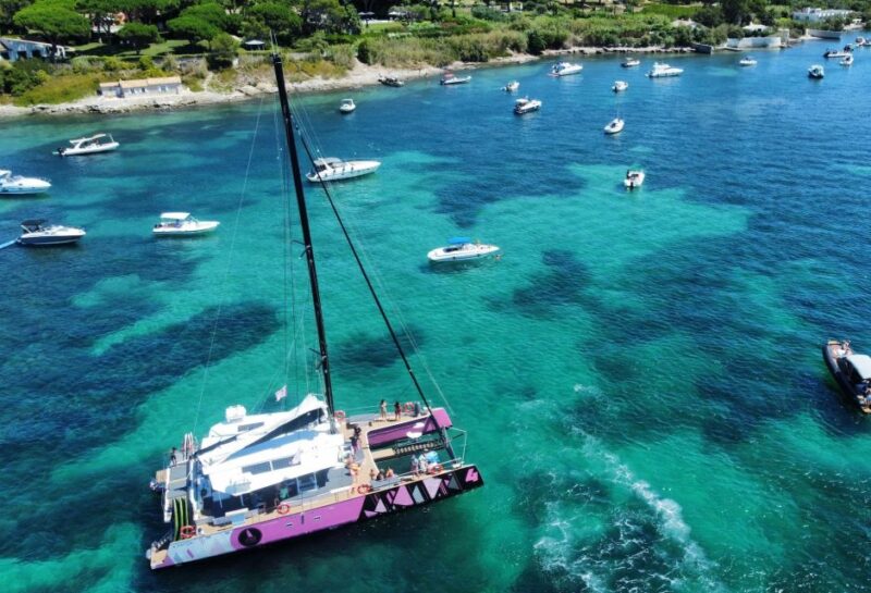 Saint Tropez: Evening Catamaran Party With Welcome Drink - Key Points