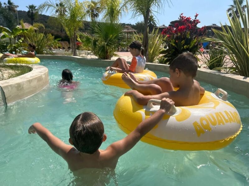 Sainte-Maxime: Aqualand Water Park Entry Ticket - Dining and Dining Experiences