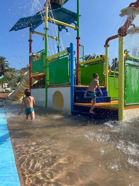 Sainte-Maxime: Aqualand Water Park Entry Ticket - Park Location and Accessibility