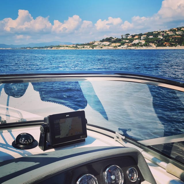 Sainte-Maxime: Gulf of Saint Tropez Private Boat Tour - Tour Options