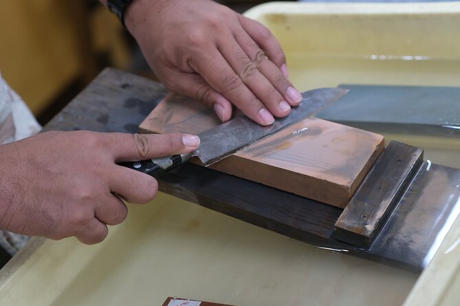Sakai - Knife Factory and Craft Walking Tour - Knife Sharpening Lesson