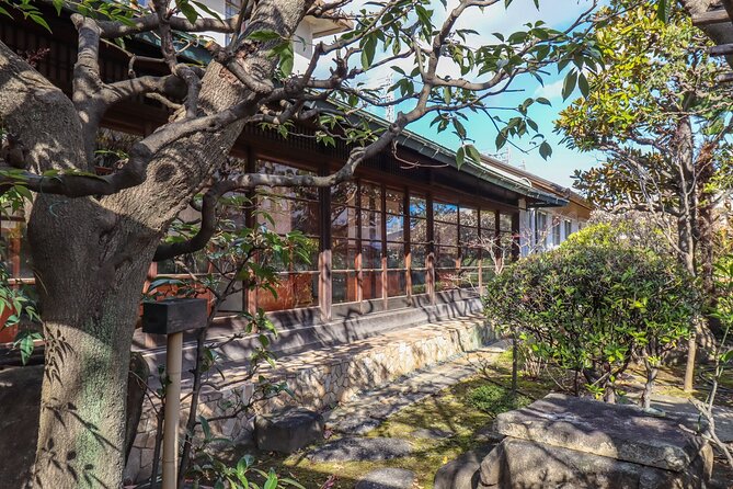 Sake Brewery and Japanese Life Experience Tour in Kobe - Hakutsuru Sake Brewery Museum Experience
