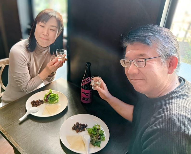 Sake Tasting With Sommelier and Vegan Chinese Lunch in Tokyo - Sake Tasting With a Sommelier