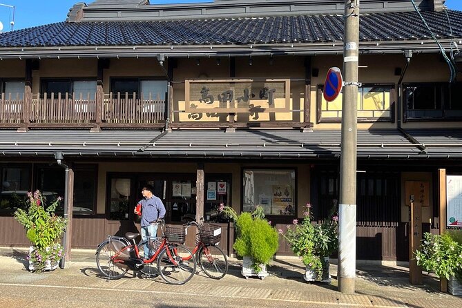 Sakura Park and Old Town Private Tour - What to Expect