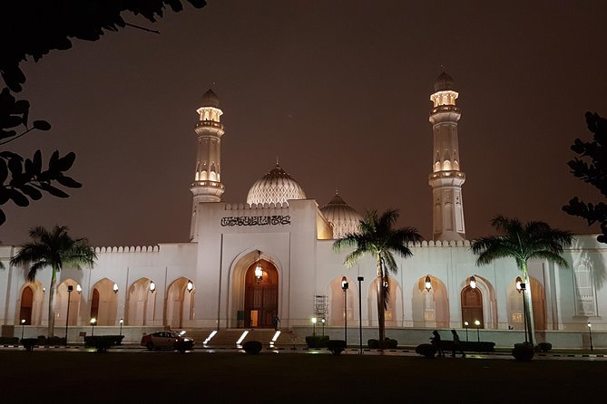 Salalah City Tour: Nature, Culture, History, Food, Shopping - Experienced Omani Guide