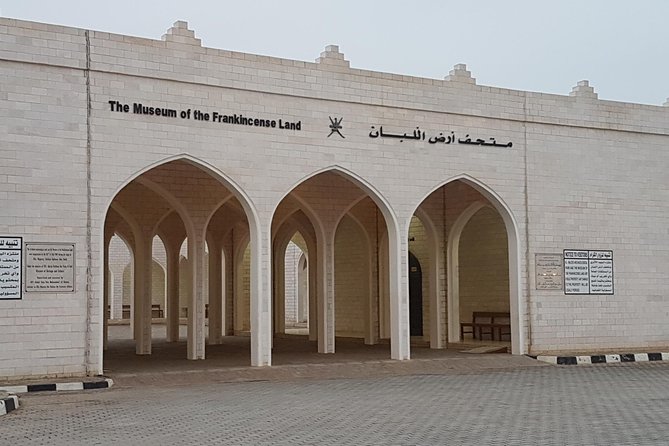 Salalah City Tour: Nature, Culture, History, Food, Shopping - Accessibility and Languages
