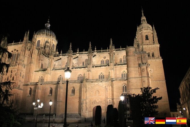 Salamanca Evening Walking Tour Bilingual - Historical Sites and Landmarks