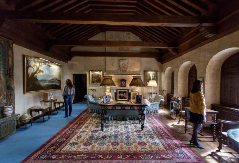 Salamanca: Monterrey Palace Audio-Guided Tour - Architectural and Art Highlights