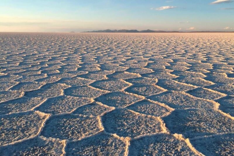 Salar De Uyuni (3 Days) Spanish-Speaking Guide - Key Points
