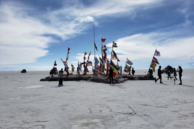 Salar De Uyuni Honeymoon 1 Day + Hotel Palacio De Sal. Price per Couple - Reviews