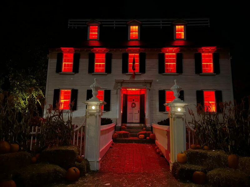 Salem, MA: Hocus Pocus Movie Guided Walking Tour - What to Expect: The Realities of the Tour