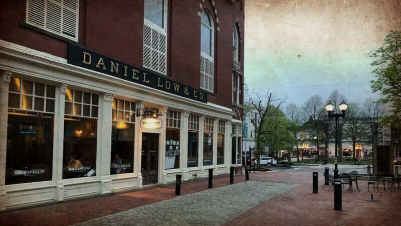 Salem, Massachusetts: Haunted Footsteps Ghost Tour - An In-Depth Look at the Salem Haunted Footsteps Ghost Tour