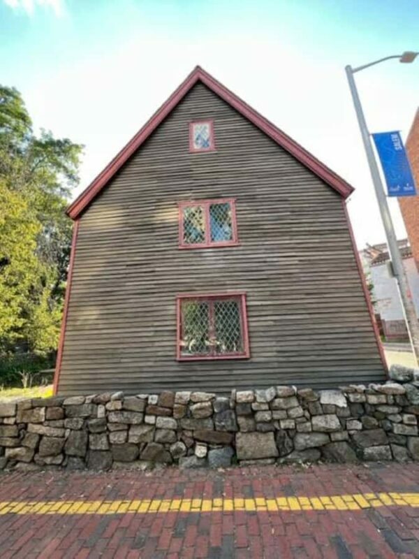 Salem: Salem Witch Tour - A Closer Look at the Salem Witch Tour