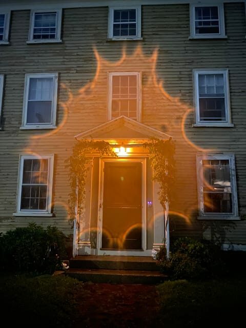 Salem: Specters and Apparitions Ghost Hunting Tour - Authentic Experiences and Authentic Guides