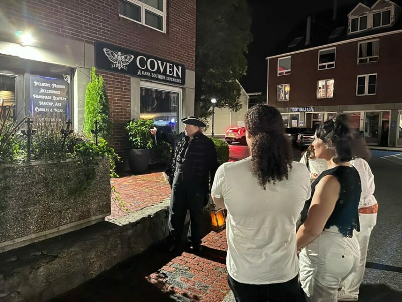 Salem: Vampires and Ghosts Walking Tour with Haunted Objects - The Sum Up