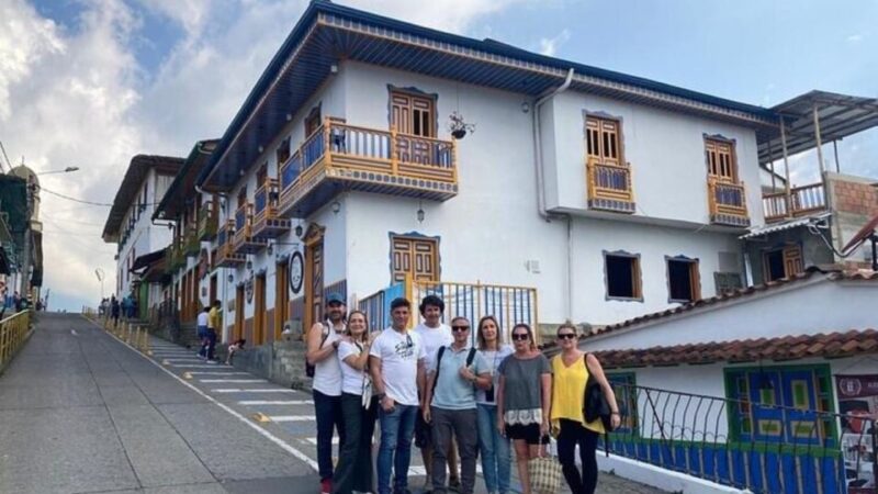 Salento, Cocora + Horseback Riding From Pereira or Armenia - Key Points