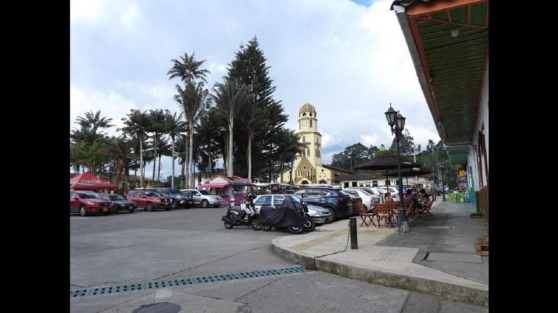 Salento: Guided Walking Tour With Photography Museum Visit - Key Points
