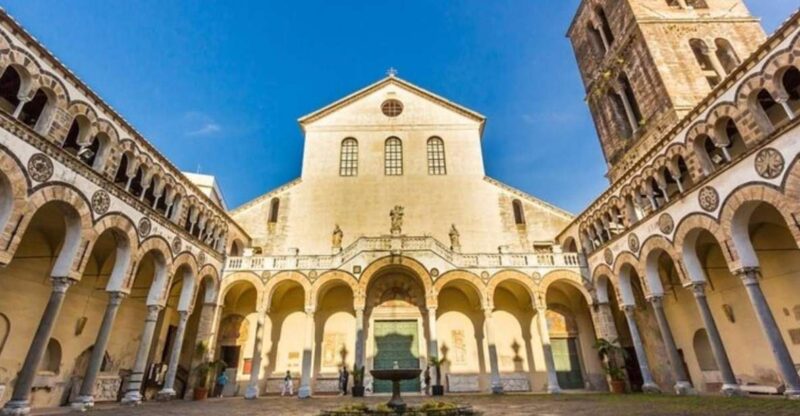 Salerno : Must-See Attractions Walking Tour - Experience and Itinerary Highlights