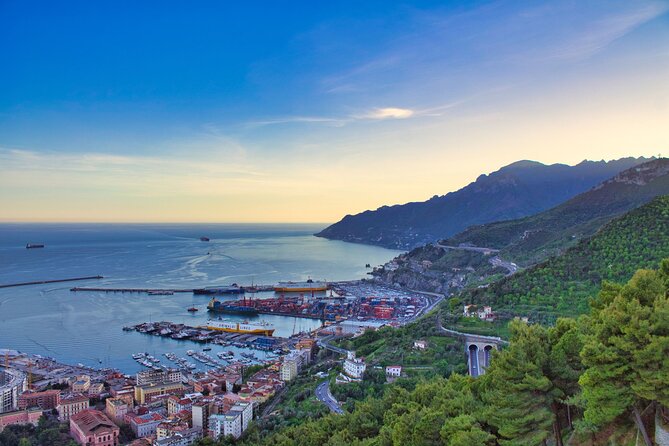 Salerno : Private Customizable Walking Tour With a Local Guide - Meeting and Pickup Details