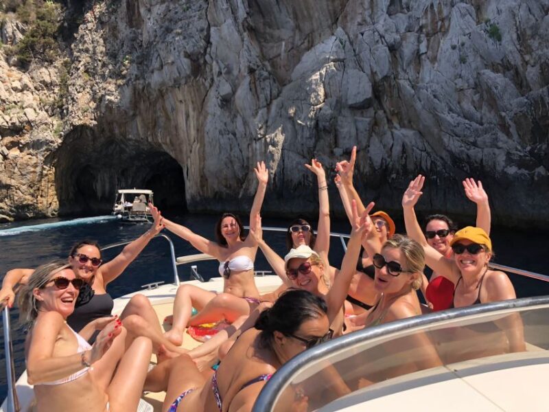 Salerno/Sorrento: Capri Boat Tour With City Visit and Snacks - Key Points