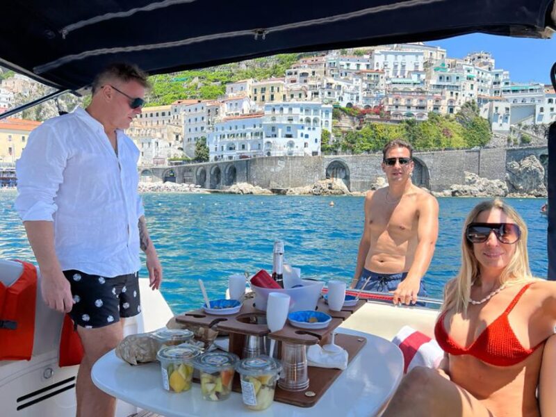 Salerno/Sorrento: Capri Boat Tour With City Visit and Snacks - Highlights and Unique Features