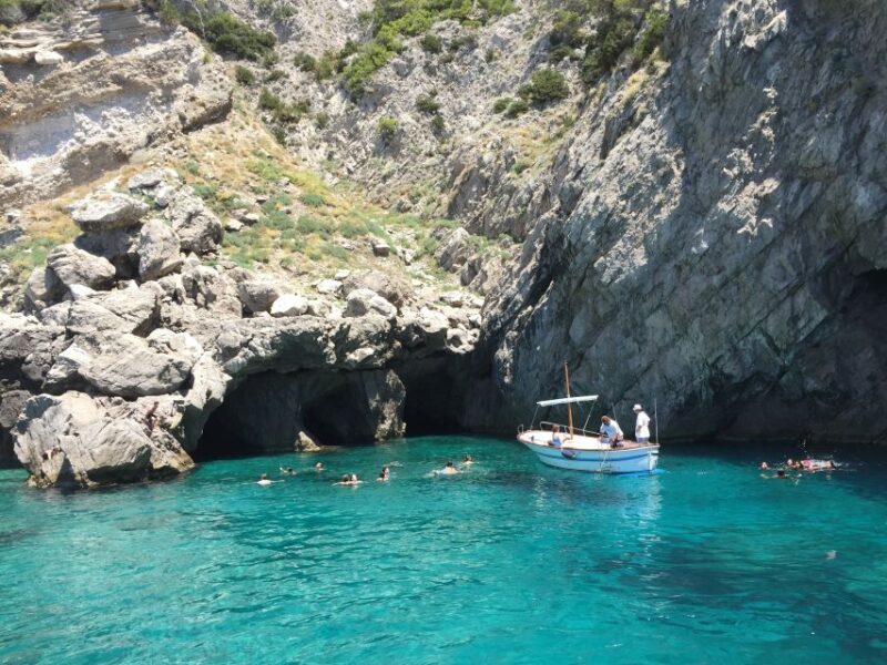 Salerno to Capri Private Boat Excursion - Inclusions and Amenities