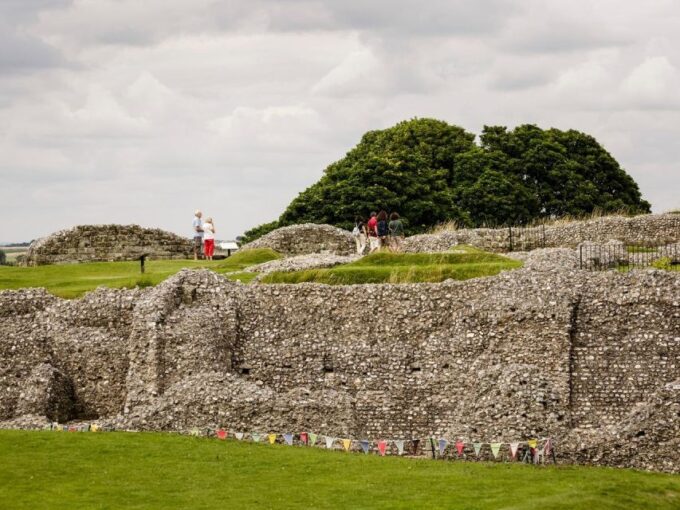 Salisbury: Old Sarum Entry Ticket - Wheelchair Accessibility