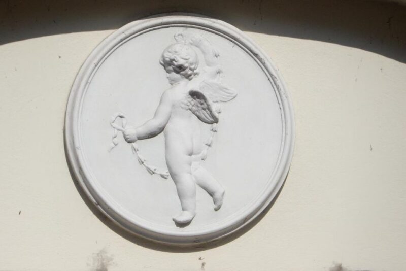 Salisbury: Quirky Self-Guided Smartphone Heritage Walks - Highlights of the Walks