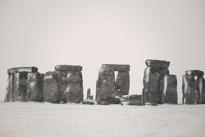 Salisbury, Stonehenge, Bath and Windsor With Christmas Lunch - Attractions and Closures