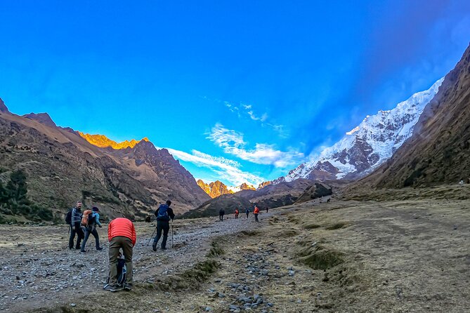 Salkantay Trek 5d/5n With Glass Cabañas, Hobbit House-Hot Jacuzzi - Private Transportation and Porters
